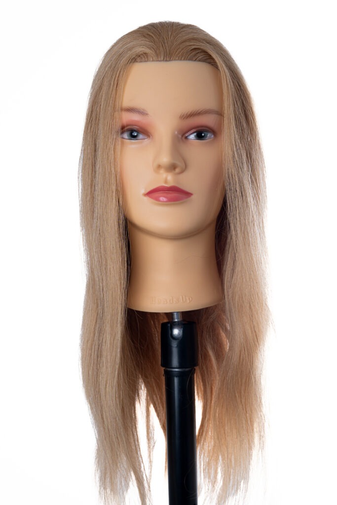 Oefenhoofd Nicole blond – 60cm echt haar – vooraanzicht